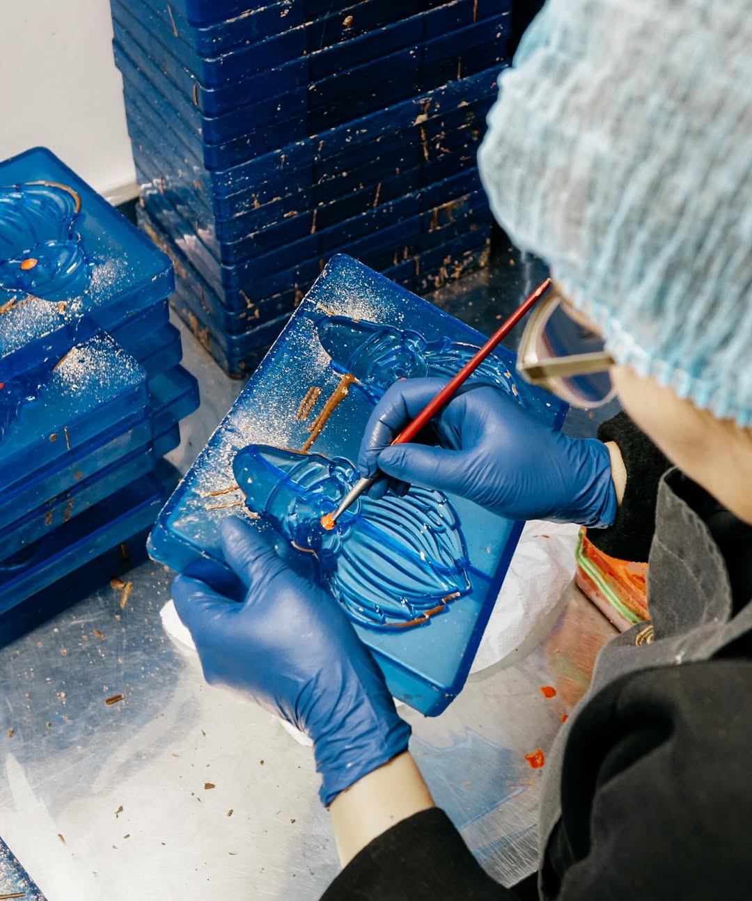 На виробництві