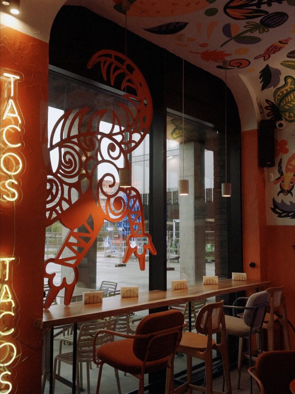 Пані Фріда вже відчинила двері на новій локації —Академіка Підстригача